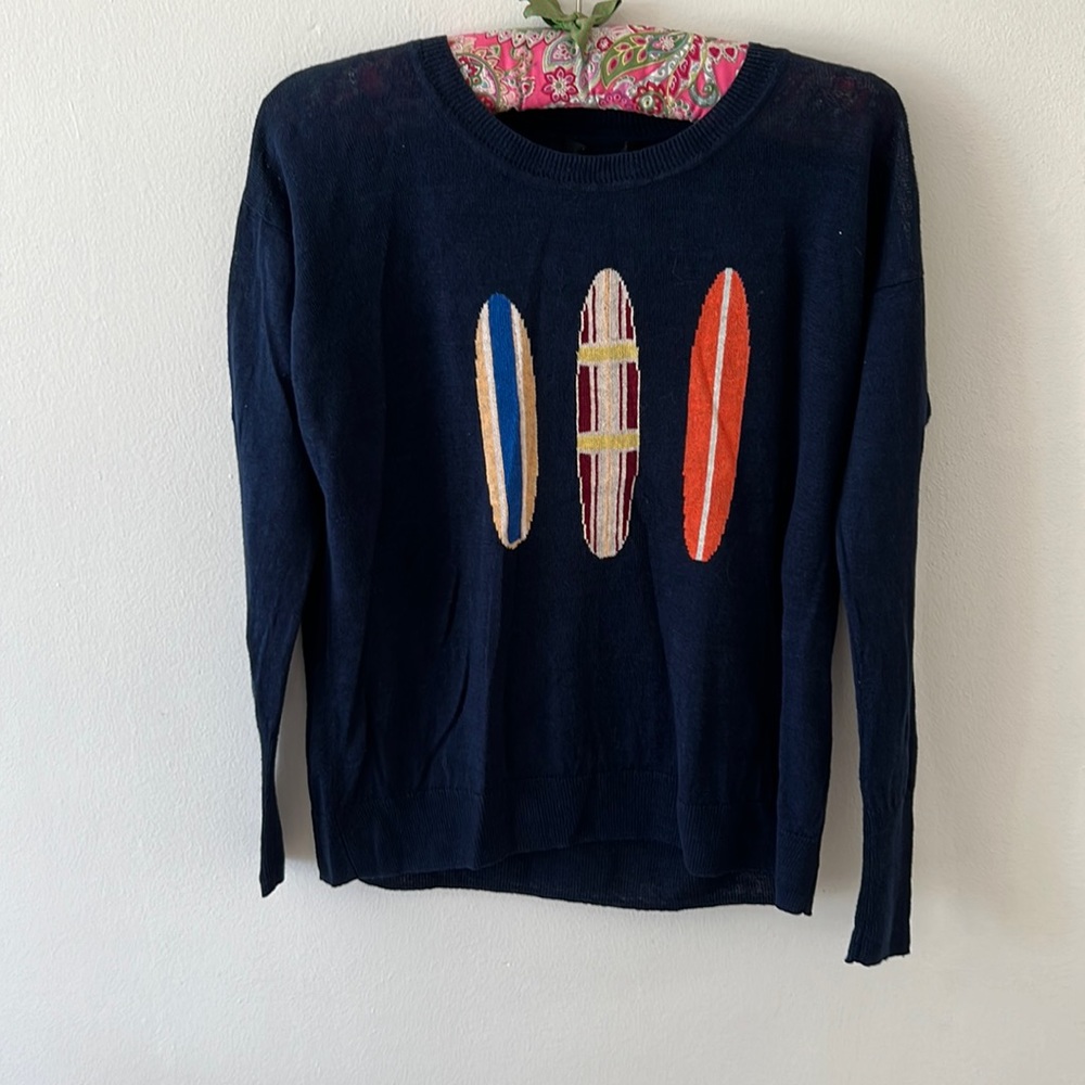 Lightweight pullover